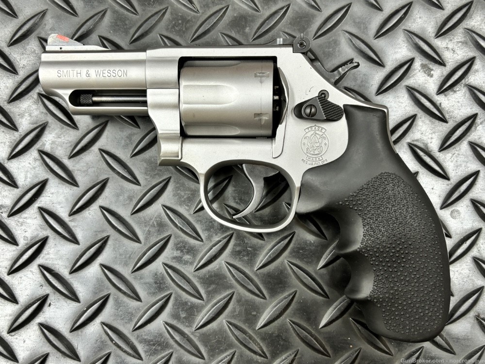 Smith & Wesson 66-8 .357 Combat Magnum 2.75in Revolver 6 Shot-img-3