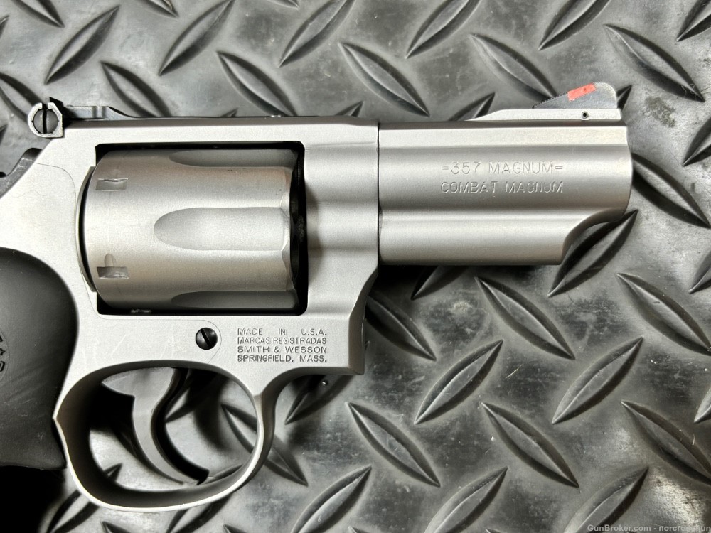Smith & Wesson 66-8 .357 Combat Magnum 2.75in Revolver 6 Shot-img-1