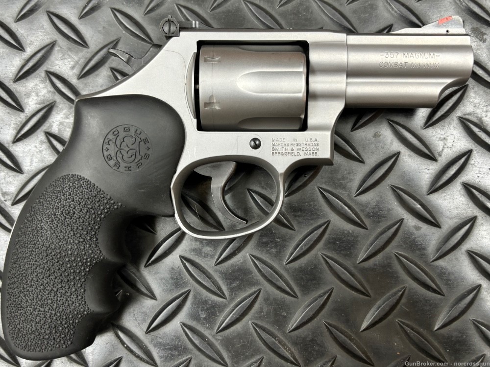 Smith & Wesson 66-8 .357 Combat Magnum 2.75in Revolver 6 Shot-img-0