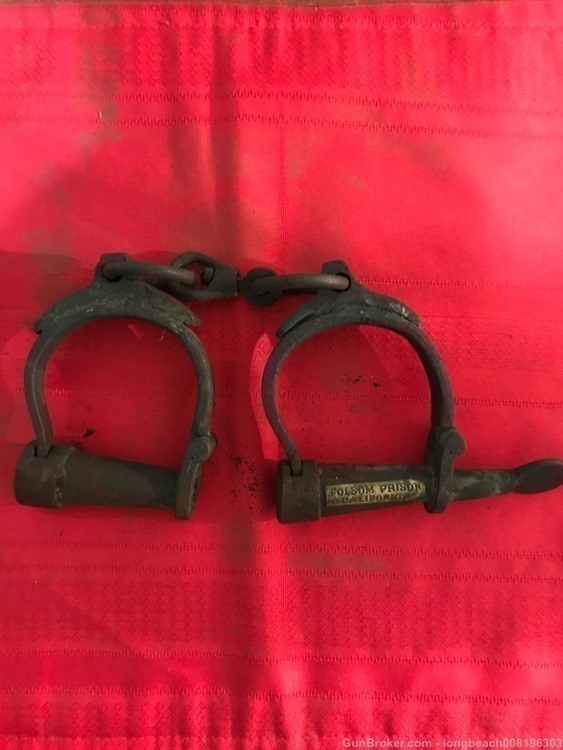 1900’s Folsom Prison Handcuffs (WW2 German, US, Japanese, Russian)-img-0