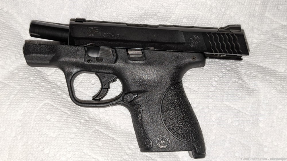 S&W M&P9 Shield, excellent condition, great microcompact-img-4