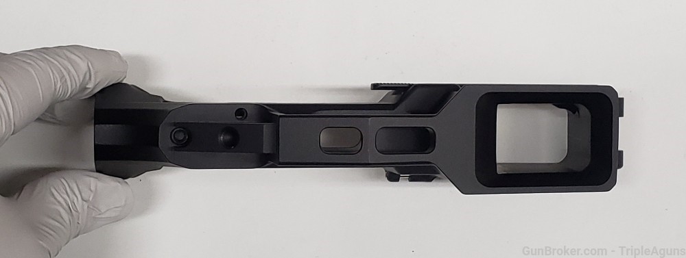 Aero Precsion EPC-9 9mm lower Glock magwell APAR620001AC-img-3