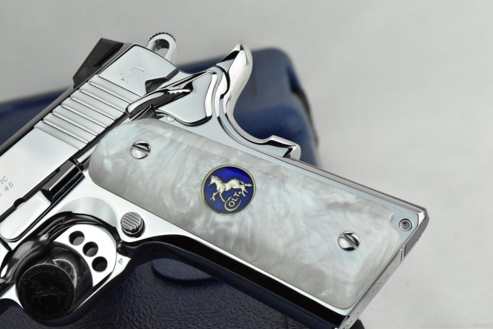 BRIGHT POLISHED Colt Govt 1911 Rail Gun .45 ACP - BRAND NEW O1070RG -img-3