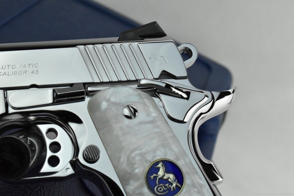 BRIGHT POLISHED Colt Govt 1911 Rail Gun .45 ACP - BRAND NEW O1070RG -img-2