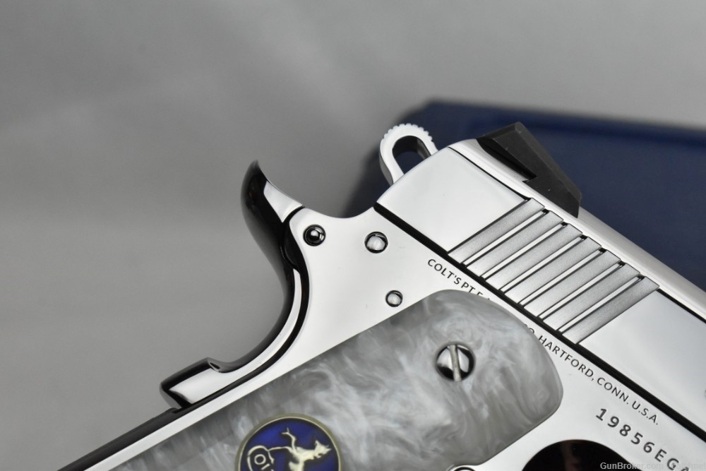 BRIGHT POLISHED Colt Govt 1911 Rail Gun .45 ACP - BRAND NEW O1070RG -img-9
