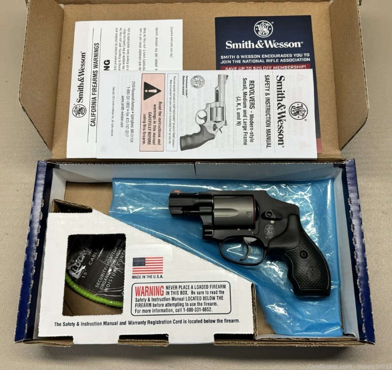 Smith and Wesson 340PD 357 Mag Scandium Alloy J-Frame SKU 103061-img-0