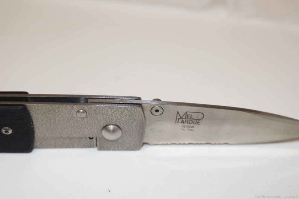 BENCHMADE Model 330S, partial serrated, NEW, never sharpened-img-5