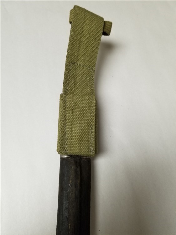 BRITISH ENFIELD RIFLE 1907 LEATHER SCABBARD FOR BAYONET WITH CANVAS FROG.-img-3