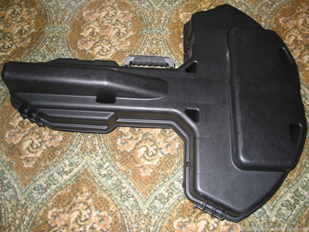 PLANO BOWMAX CROSSBOW CASE-NEW!-img-0