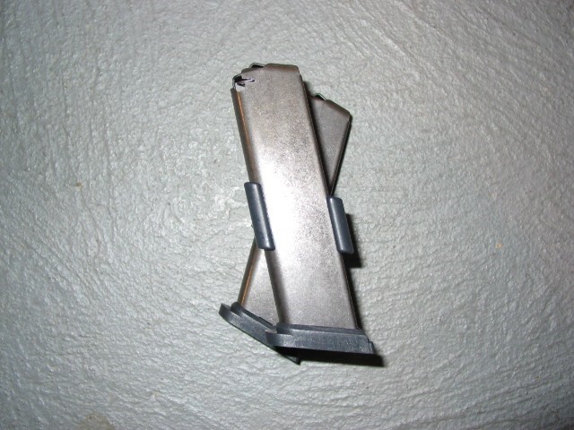 Hi-Point Carbine Mag Butt Holder/2 Mags 9MM-NIB-img-3