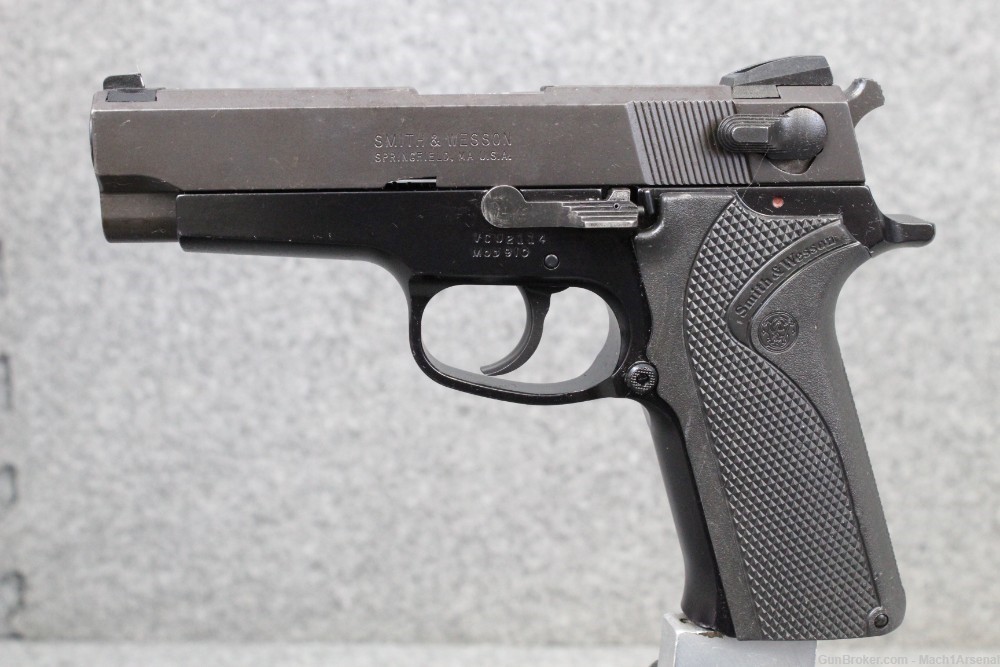 Smith & Wesson 910 9x19 Surplus Pistol-img-0