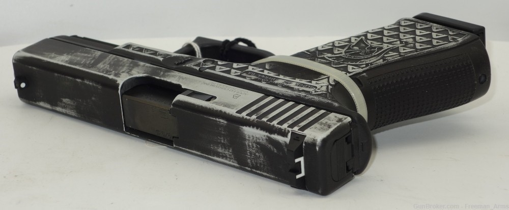 Glock Model 19 Gen 4-Black & White Battleworn Spartan Head-New in Box-img-7