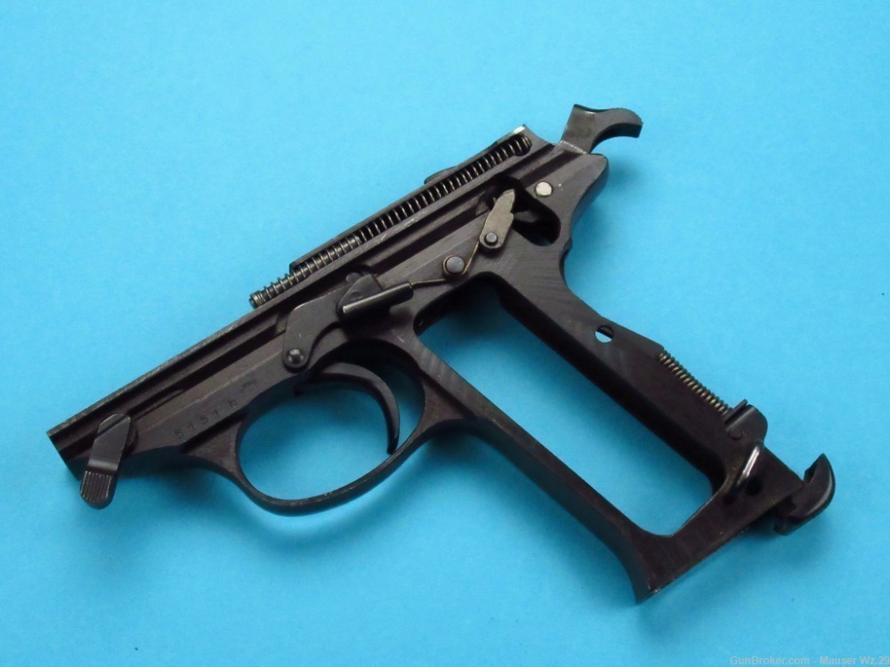 Excellent WWII 1944 BYF 44 Luger P38 Mauser German Army Pistol 9mm Luger-img-109