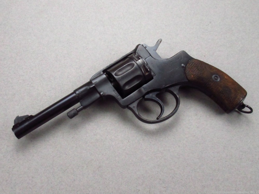 Nice pre WWII 1931 Russian Tula Nagant revolver M1895 - WW2 7.62mm mosin-img-1