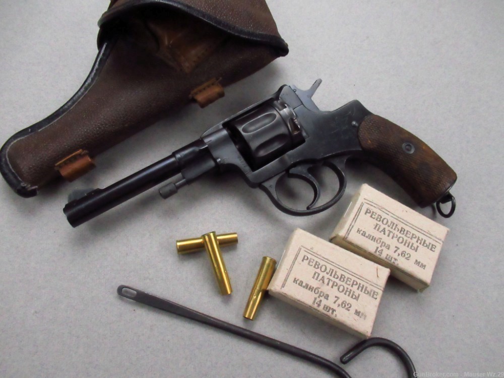 Nice pre WWII 1931 Russian Tula Nagant revolver M1895 - WW2 7.62mm mosin-img-0