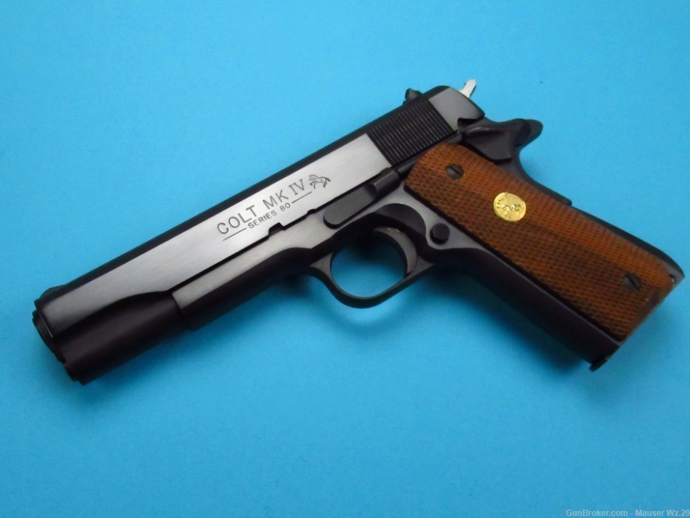 Nice 1988 COLT 1911 Government Automatic. 45 ACP - 1911a1 army 45-img-1