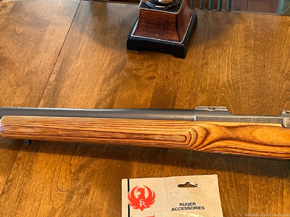 Ruger 77 Mark II 22-250 HB 26" laminate stock like NEW CONDITION! (706)-img-8