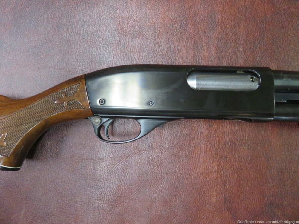Remington Model 870 Wingmaster 12 gauge with 30 Inch barrel Full Choke-img-6