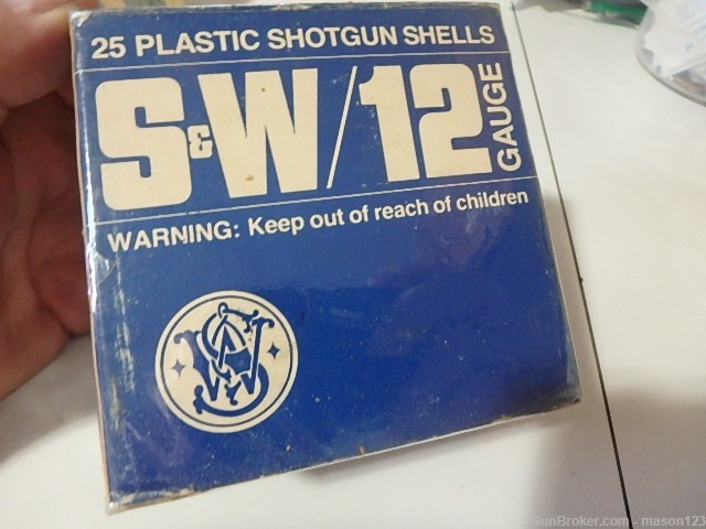 FULL 12 GA BLUE SMITH AND WESSON BOX 3-3/4 DRAM OF 6 's-img-2