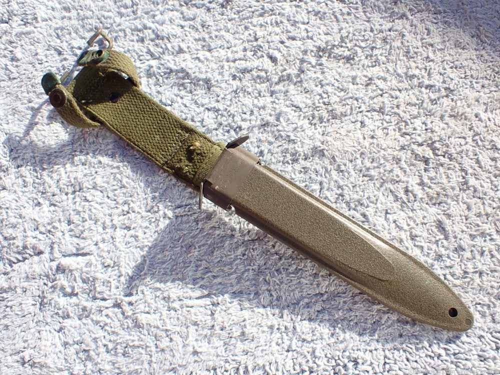 1970'S VIETNAM COLT AR-15 M7 FACTORY BAYONET WITH SCABBARD MINT-img-25
