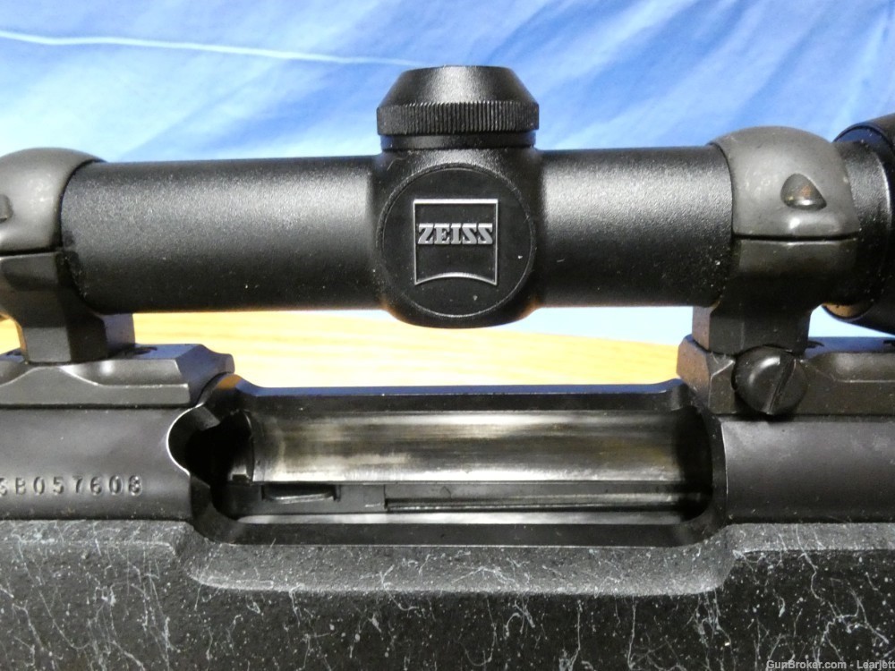 WEATHERBY MARK V ACCUMARK .300 WEATHERBY 26" LEFT HANDED ZEISS 3-9X36-img-9