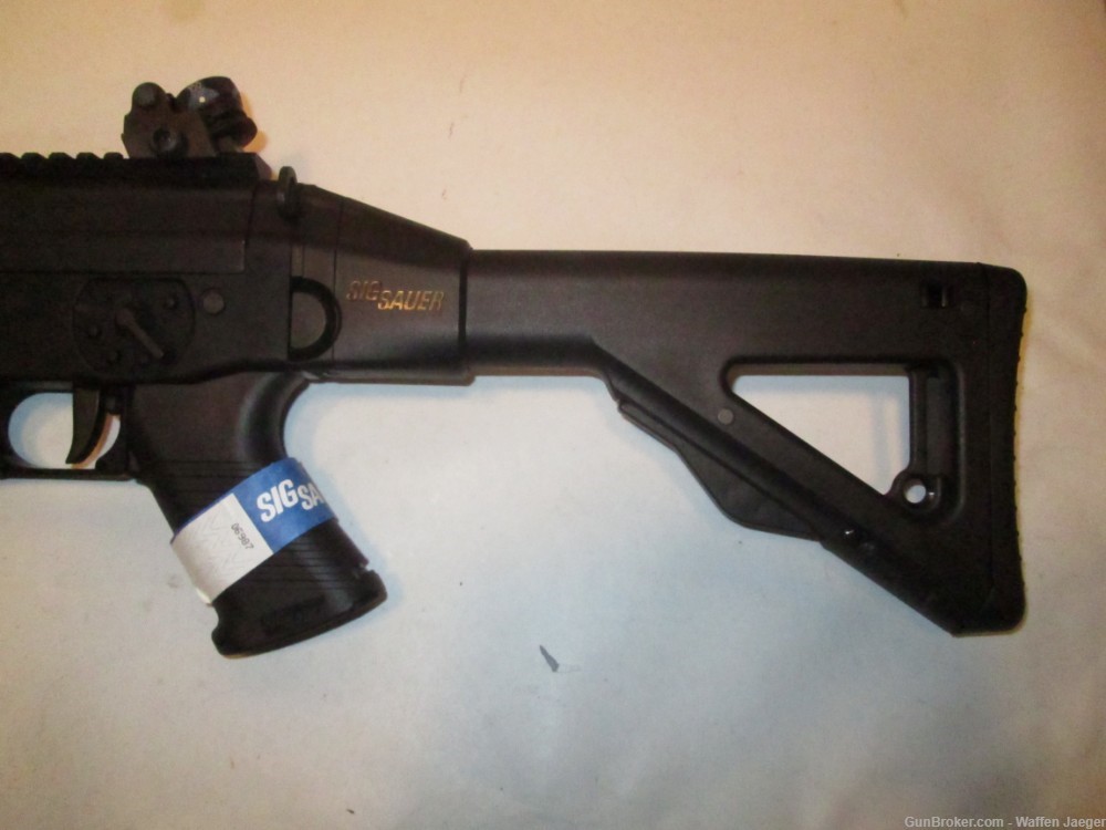 SIG556 Sig 556 SWAT Rifle w-Original Case & Accessories-img-10