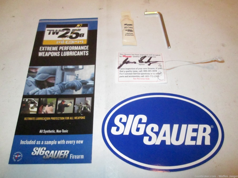 SIG556 Sig 556 SWAT Rifle w-Original Case & Accessories-img-20