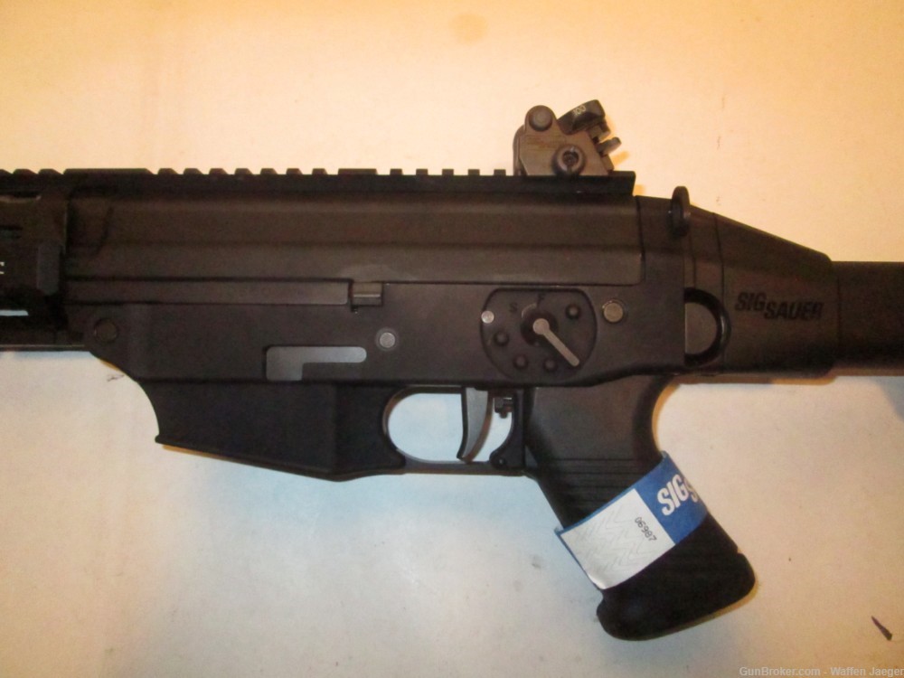 SIG556 Sig 556 SWAT Rifle w-Original Case & Accessories-img-11