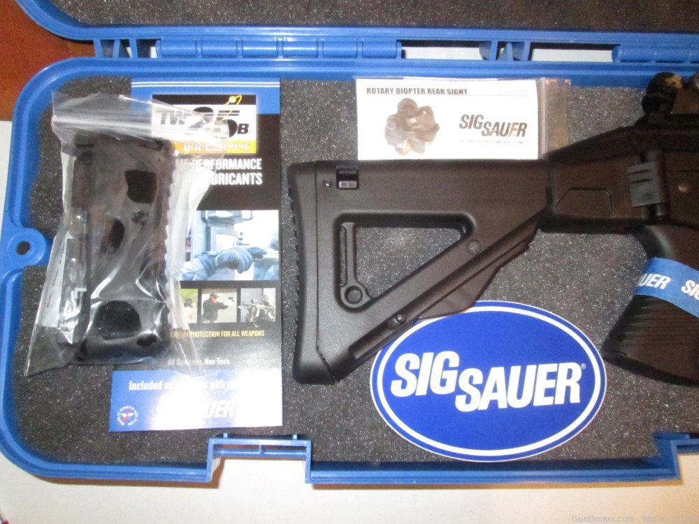 SIG556 Sig 556 SWAT Rifle w-Original Case & Accessories-img-3