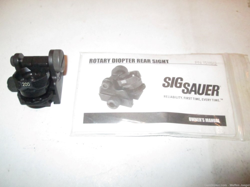 SIG556 Sig 556 SWAT Rifle w-Original Case & Accessories-img-18