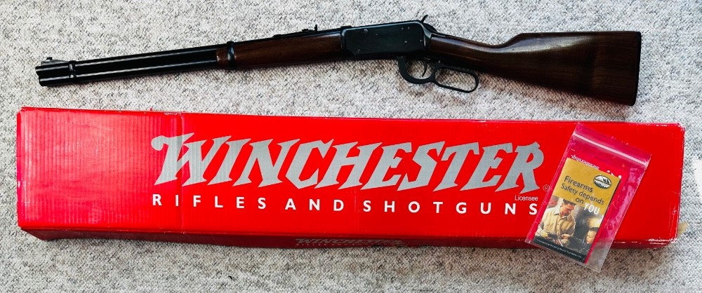 Winchester 1894 94 Lever Action (Man. 1972) Retail Box-img-1