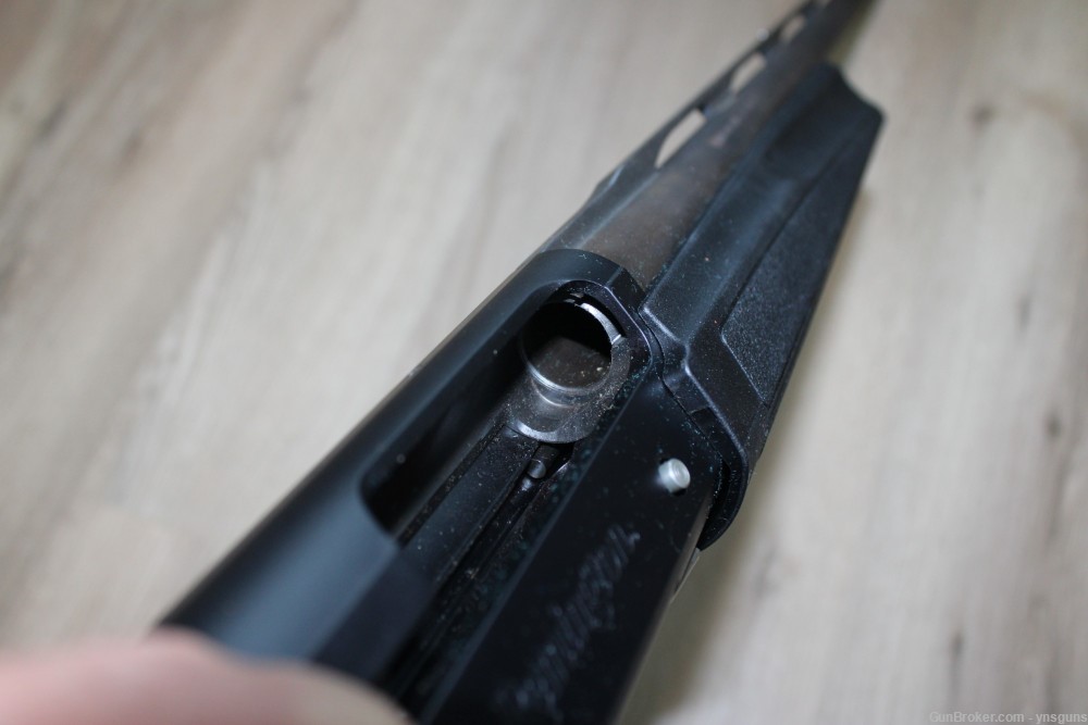 Remington Versa Max Sportsman 12 Gauge Semi-Automatic Shotgun-img-8