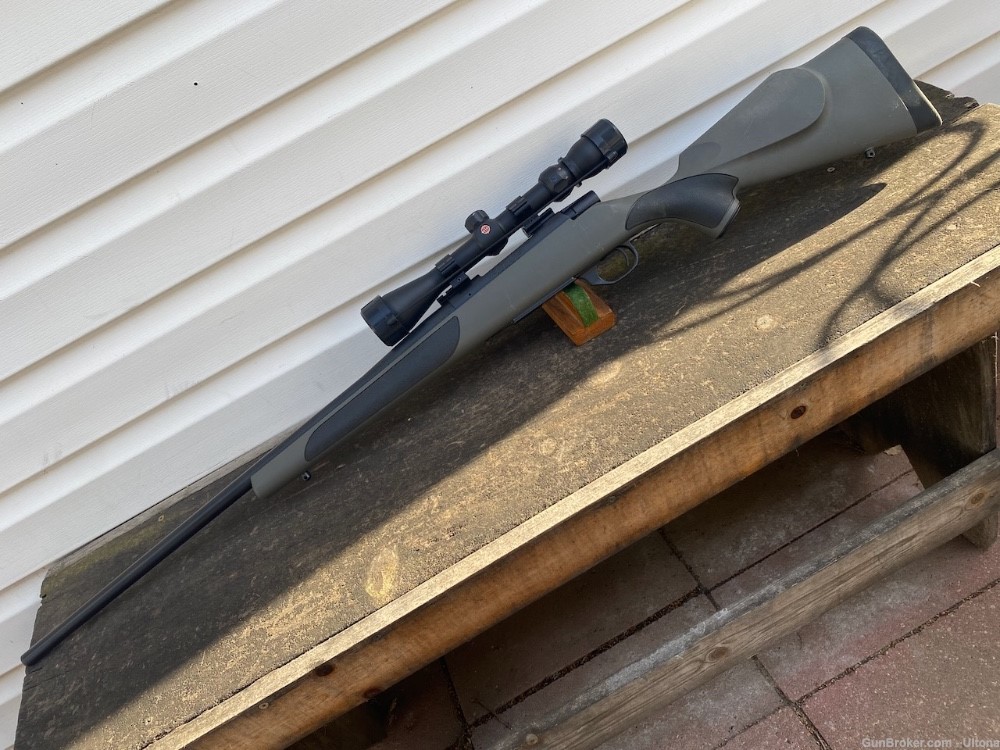 Weatherby Vanguard in 7mm-08 Rem with Tasco World Class True Mil Dot Scope-img-1