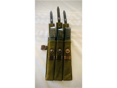 WWII German Original MP40 issued Magazine Pouch with Magazines