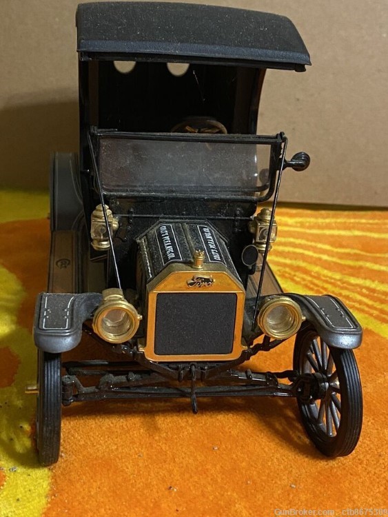 Franklin Mint 1/16 1913 Ford Model T Colt Firearms Delivery Wagon-img-4