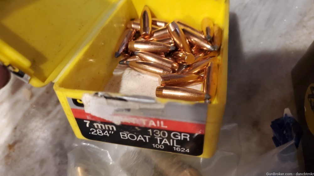 7MM Rem Mag reloaders package - 290 pc brass - 246 pc bullets - see details-img-5