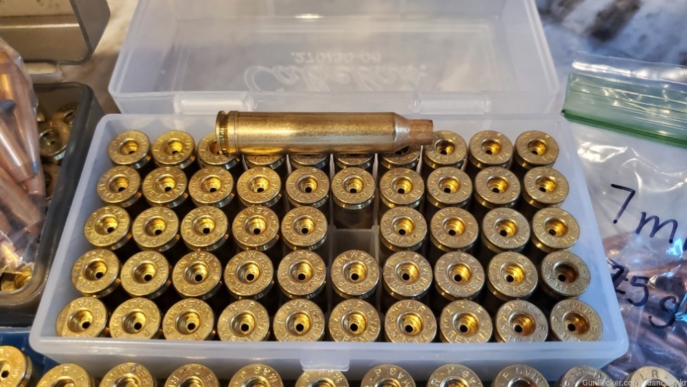 7MM Rem Mag reloaders package - 290 pc brass - 246 pc bullets - see details-img-11