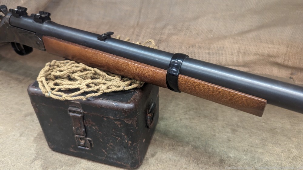 Harrington & Richardson Huntsman H&R .45-caliber rifle -img-3