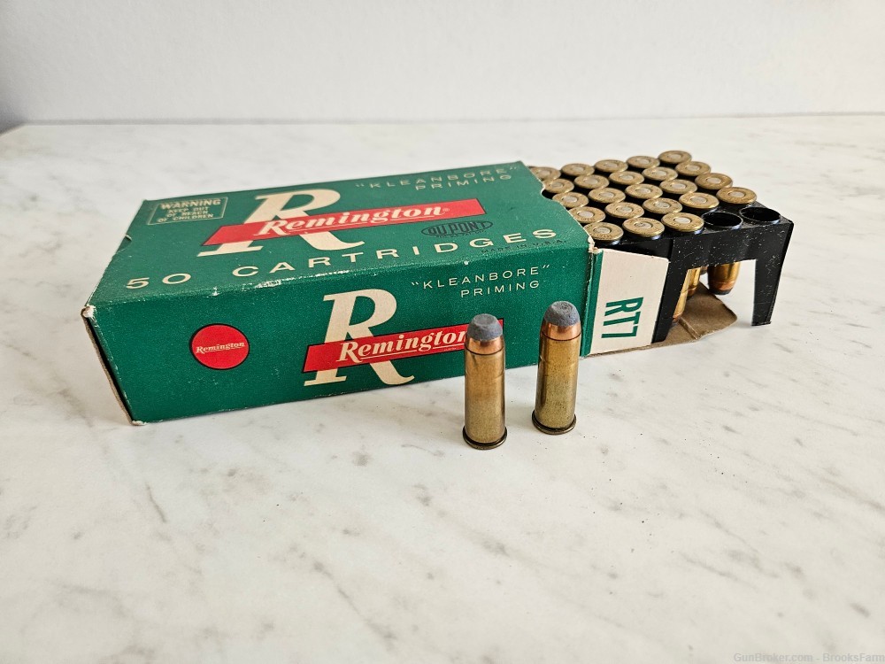 Vintage Remington 44-40 Winchester Center Fire 50 Cartridges Ammunition-img-0