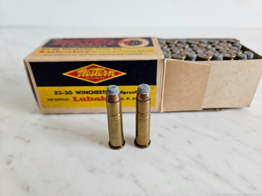 Vintage Collectors Ammo Western Cartridges Bullseye 32-20 Winchester 50 Rds-img-1