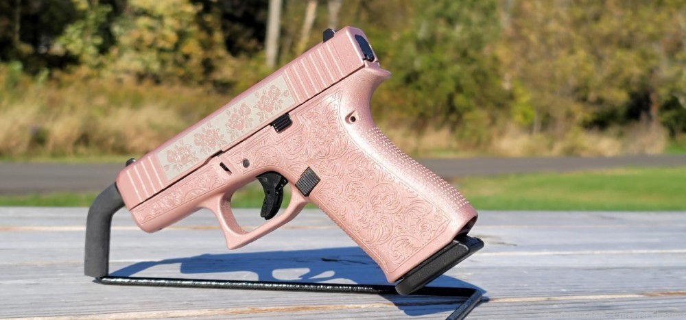 GLOCK 43X 9mm Pink “GLOCK & ROSES ENGRAVED ROSE GOLD”-img-9
