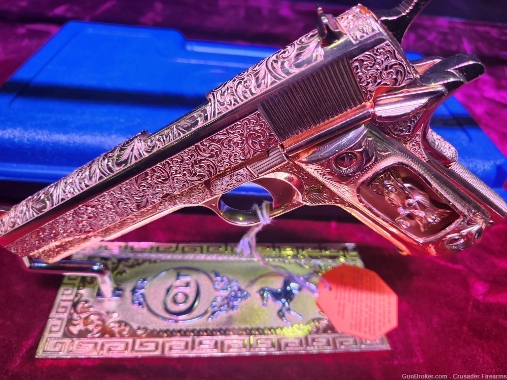  COLT 1911 38SUPER  GOLD PLATED & ENGRAVED MASTERPIECE  & Gold Grips-img-6