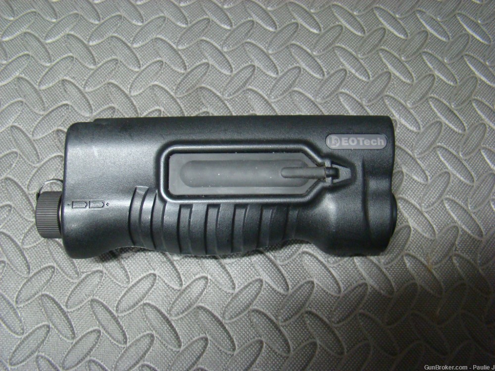 EOTech integrated remington 870 forend light-img-0