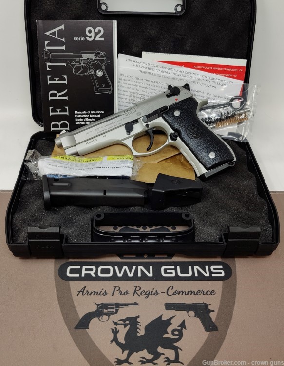 Beretta 92FS Inox in 9mm, Italian Made, W/ Box & Papers, RARE & EXCELLENT-img-0