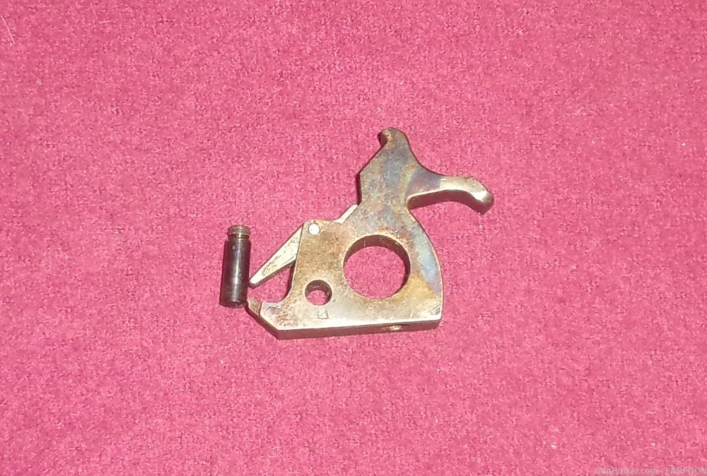 CHARTER ARMS UNDERCOVERETTE 32 CAL. HAMMER & SCREW ASSEMBLY-img-2