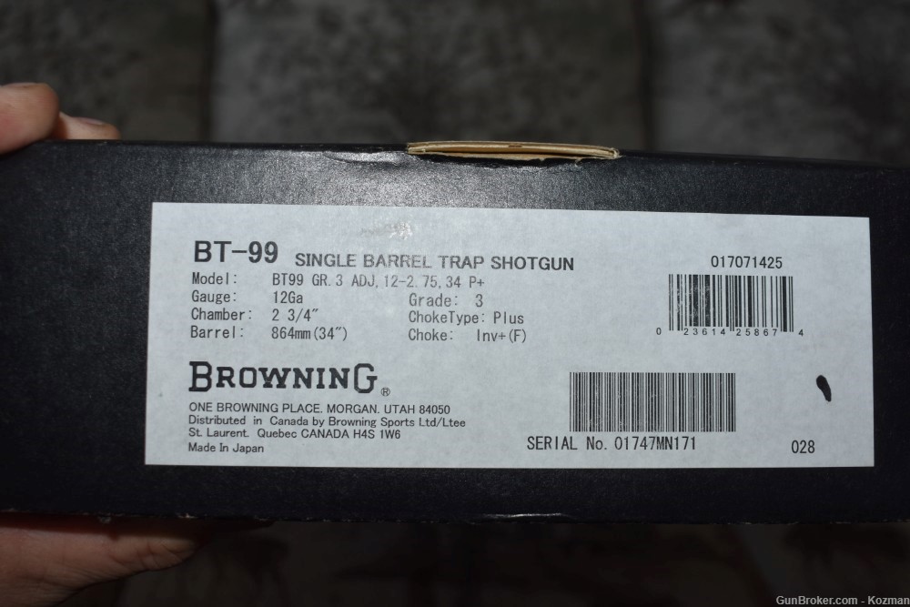 Browning BT-99 Grade 3 Trap Shotgun. Adjustable Comb stock, 34" barrel -img-31