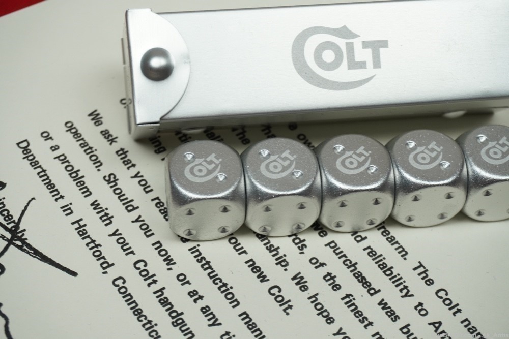 Very Scarce Colt Set Of 5 Aluminum Dice In Case Collector!-img-1