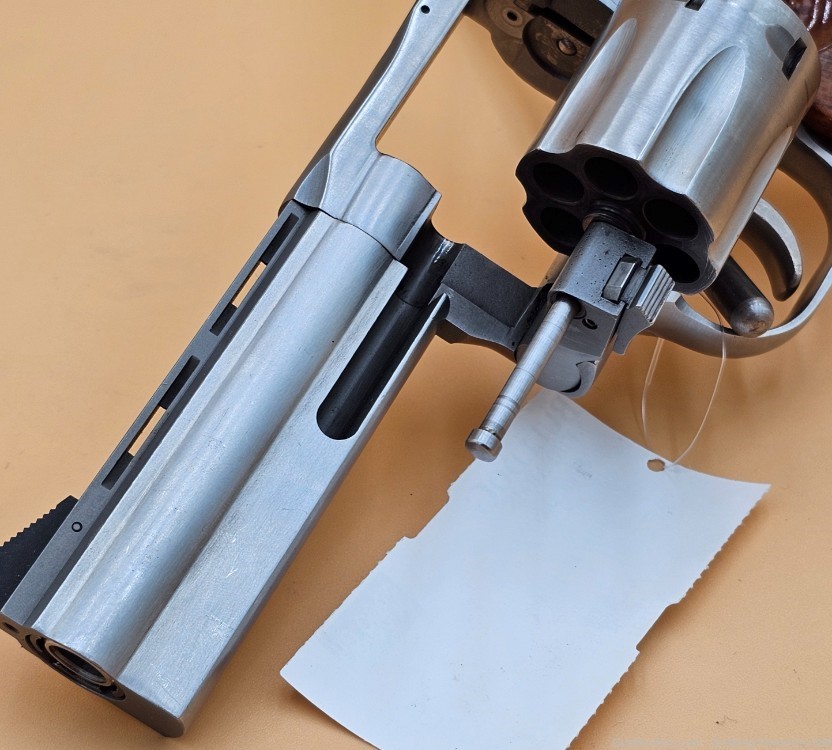 Dan Wesson 715 .357 Magnum 6 shot revolver-img-13