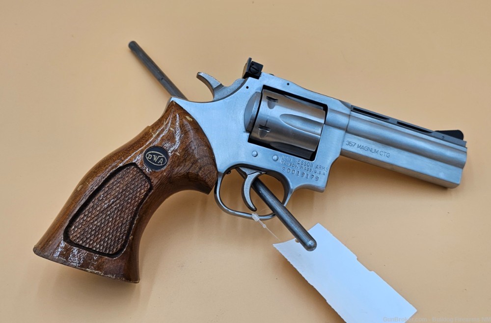 Dan Wesson 715 .357 Magnum 6 shot revolver-img-0