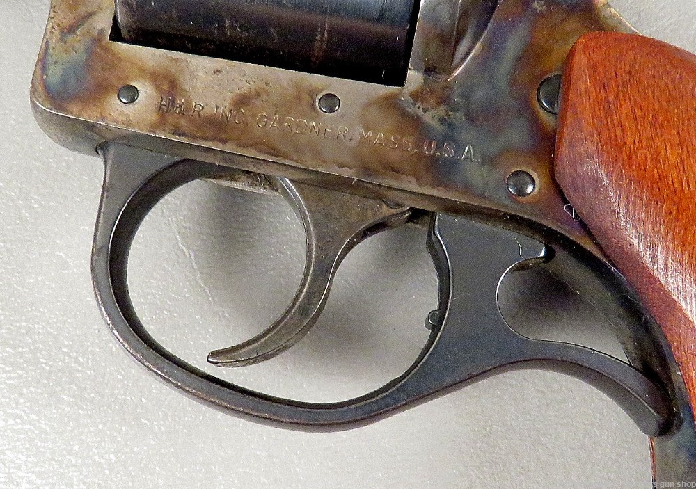 H&R 22 MAGNUM Model 676 SIX SHOT DOUBLE ACTION REVOLVER -img-10